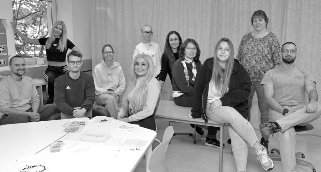 2025-10_Teamfoto_sw_2